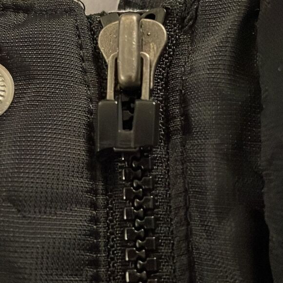 Sims ~ Women’s snowboard jacket ~ lots of pockets and functionality ~ size Lg - Picture 15 of 15